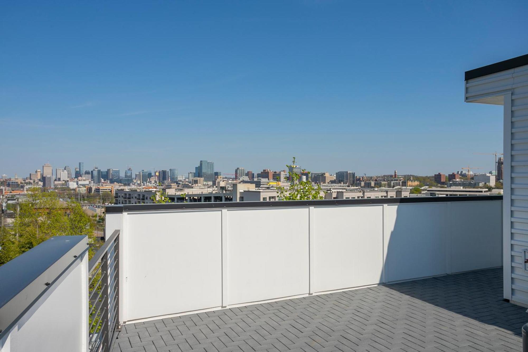 Luxury Townhome Skyline Views Mins To Dt Nashville Extérieur photo