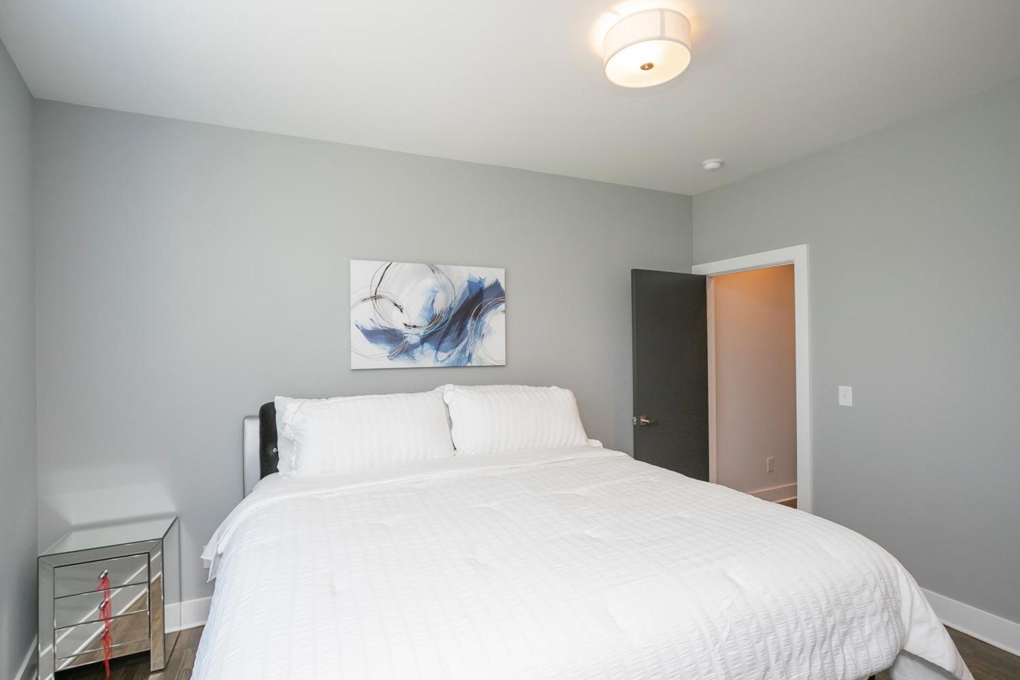 Luxury Townhome Skyline Views Mins To Dt Nashville Extérieur photo