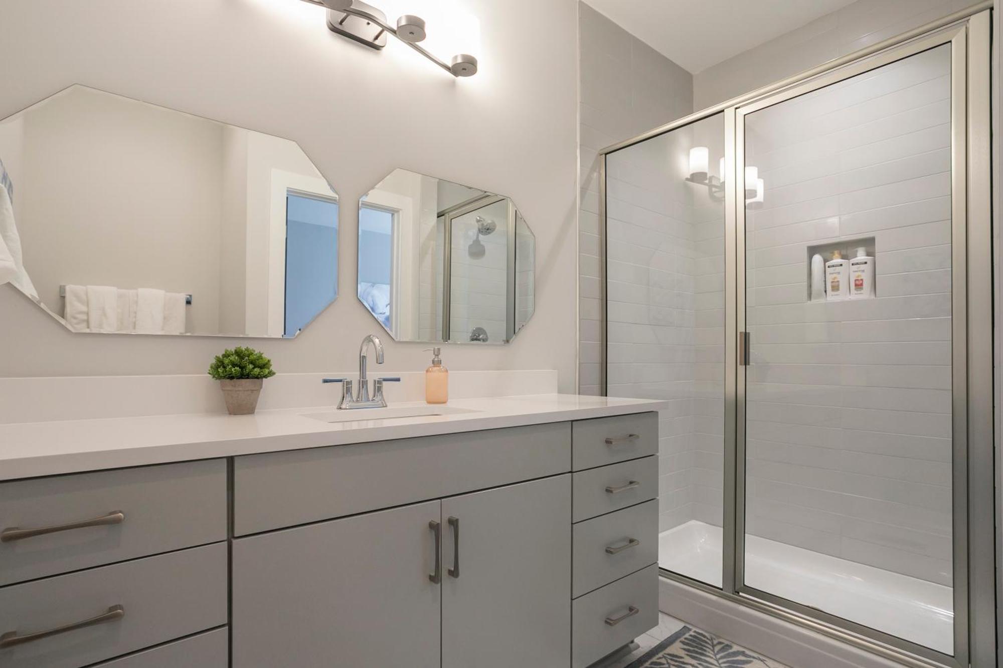Luxury Townhome Skyline Views Mins To Dt Nashville Extérieur photo