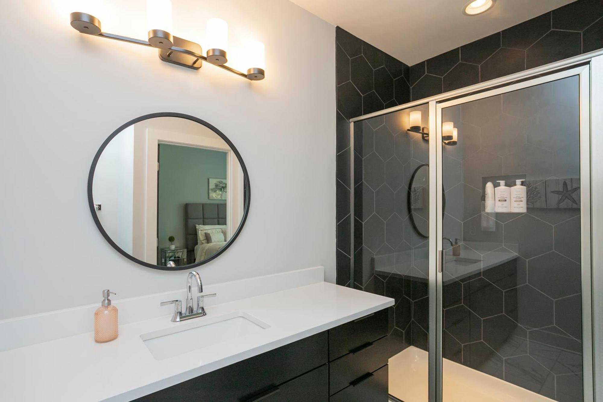 Luxury Townhome Skyline Views Mins To Dt Nashville Extérieur photo