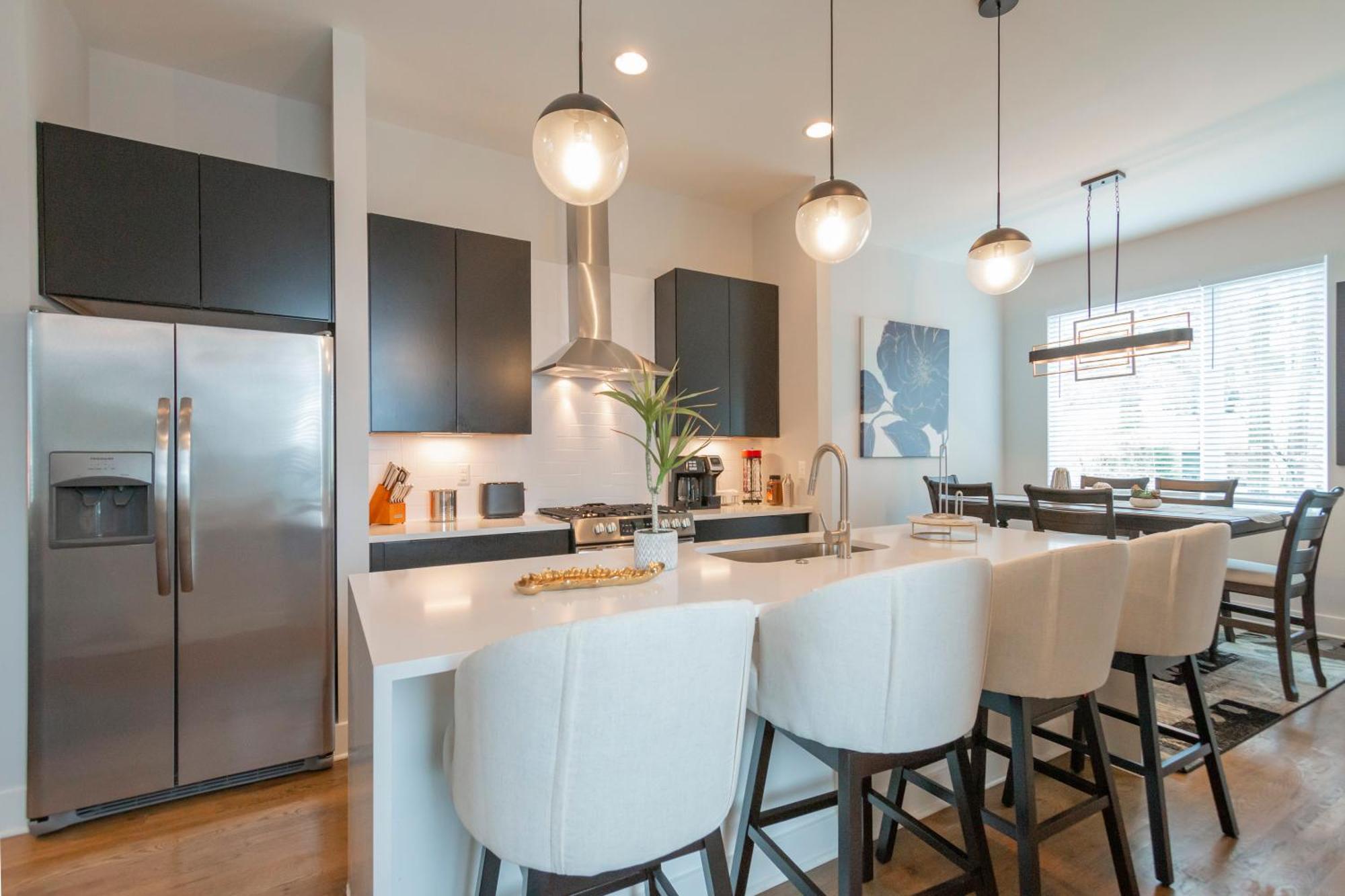 Luxury Townhome Skyline Views Mins To Dt Nashville Extérieur photo